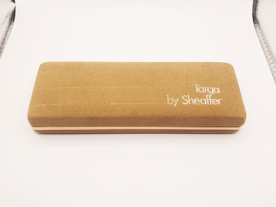 Two Vintage Sheaffer Targa Slim 676S Black and Gold Feather Pattern with Gold Trim Fountain Pens (14ct M Nib) & Ballpoint Pen