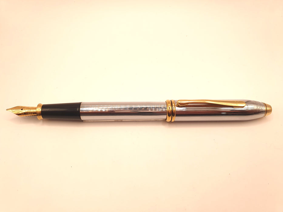 Vintage: Cross Townsend Lustrous Chrome with Gild Trim Fountain Pen (Medium Nib)