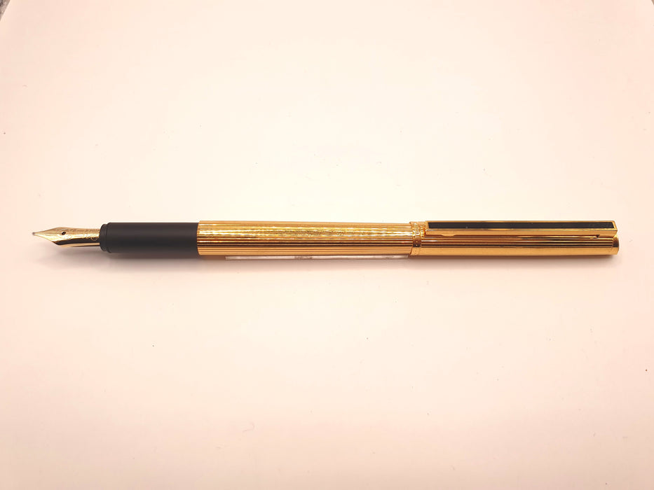 Vintage Dunhill Gemline Striated Gold Coloured with Black and Gold Clip Fountain Pen (14ct M Nib)
