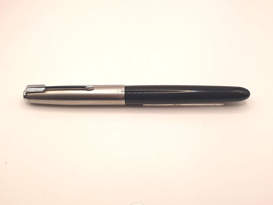 Vintage Parker 51 Mk II Aerometric Black with Chrome Trim and Cap Fountain Pen (14ct M Nib)