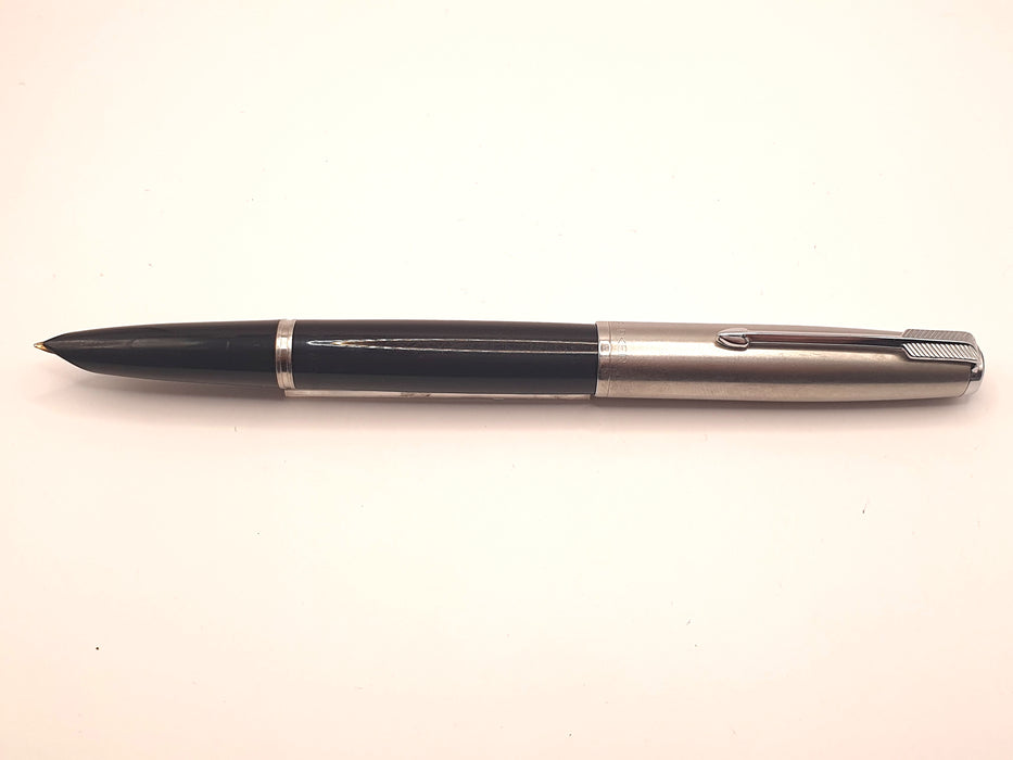 Vintage Parker 51 Mk II Aerometric Black with Chrome Trim and Cap Fountain Pen (14ct M Nib)