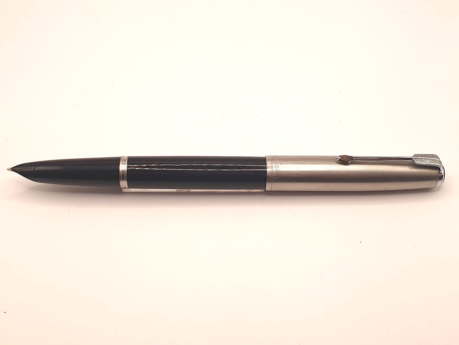 Vintage Parker 51 Mk II Aerometric Black with Chrome Trim and Cap Fountain Pen (14ct M Nib)