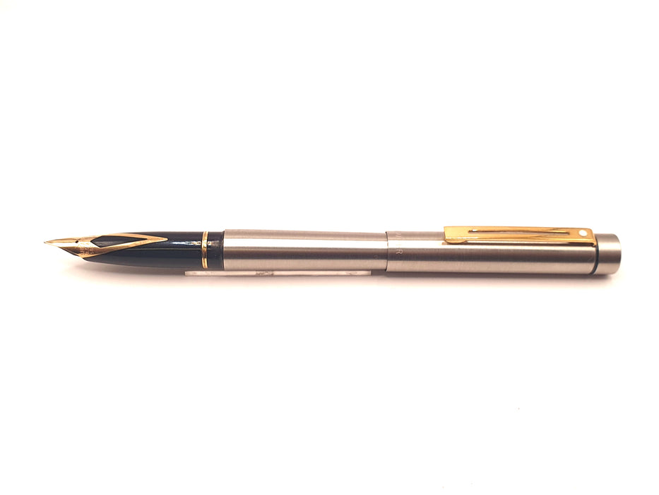 Vintage Sheaffer Targa 1001XG Brushed Stainless Steel with Gold Trim Fountain Pen (14ct M Nib)