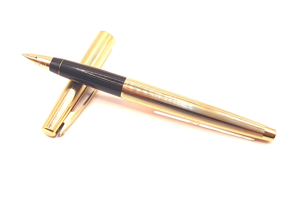 Vintage Sheaffer Stylist II Striated Gold with Gold Trim Fountain Pen (14ct EF Nib)