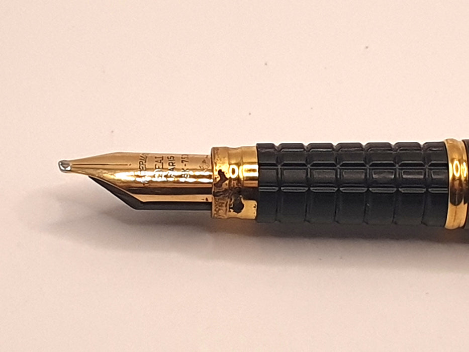 Vintage Waterman Exclusive Brown Marbled Lacquer with Gold Trim Fountain Pen (18ct Nib)