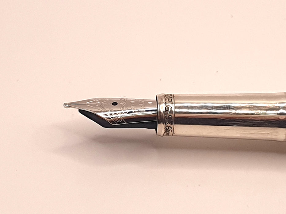 Vintage Yard-O-Led & Smythson Standard Victorian Fountain Pen (18ct M Nib) with Original Wooden Box
