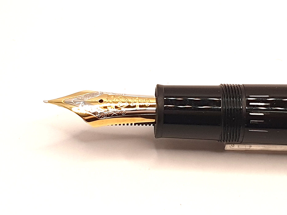 Vintage Montblanc 149 Black with Gold Trim (18ct EF Nib)