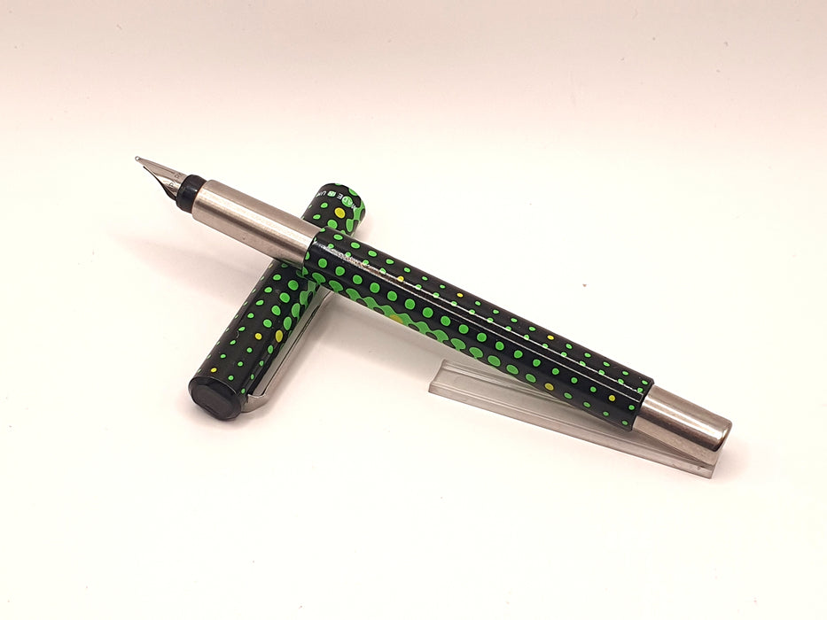 Vintage Parker Vector Fountain Pen