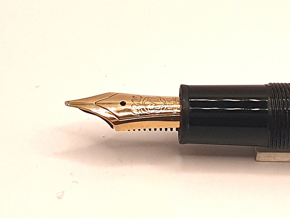 Vintage: Montblanc 146 LeGrand Black with Gold Trim Fountain Pen (14ct Monotone Stub Nib)