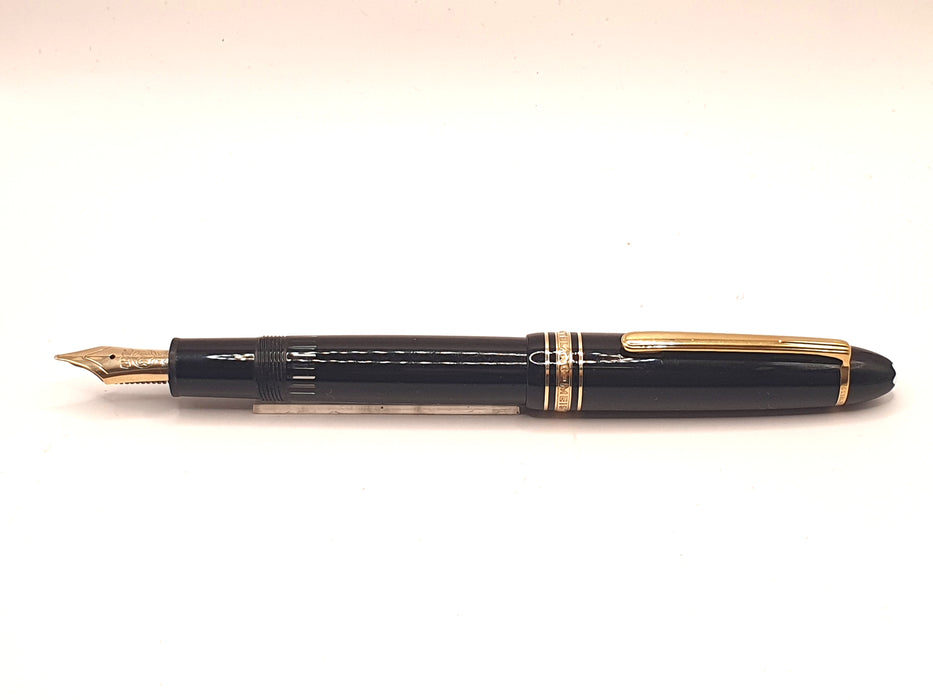 Vintage: Montblanc 146 LeGrand Black with Gold Trim Fountain Pen (14ct Monotone Stub Nib)