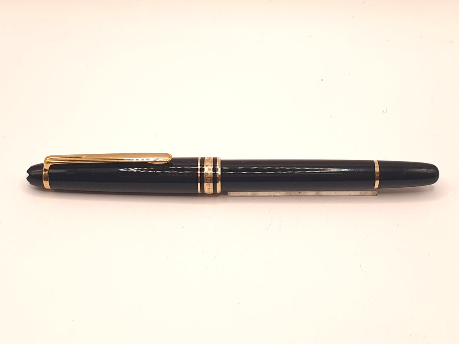 Vintage Montblanc Meisterstuck 144 Classique Black with Gold Trim Fountain Pen (14ct B Nib)