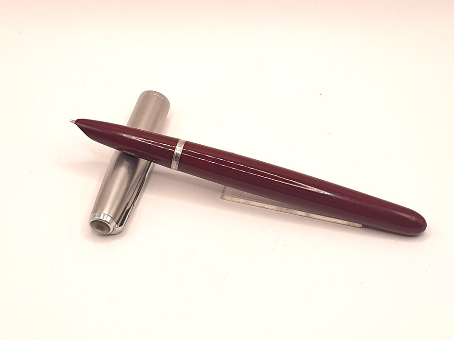 Vintage Parker 51 Mk II Burgundy with Lustraloy Cap and Chrome Trim Fountain Pen (14ct M Nib)