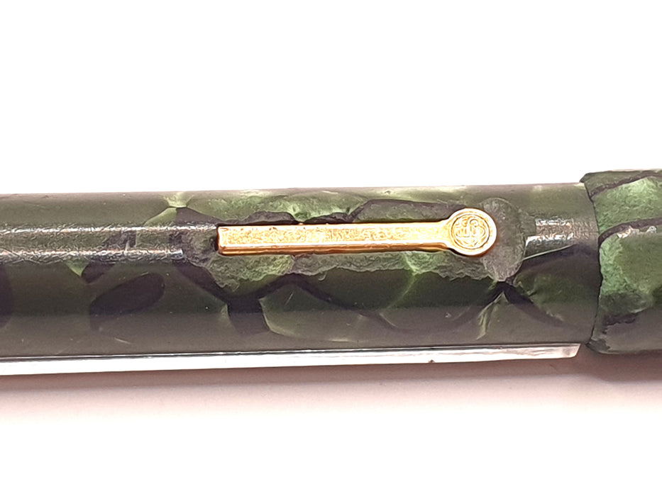 Vintage Conway Stewart 14 Green Marble with Gold Trim Fountain Pen (14ct F Nib)