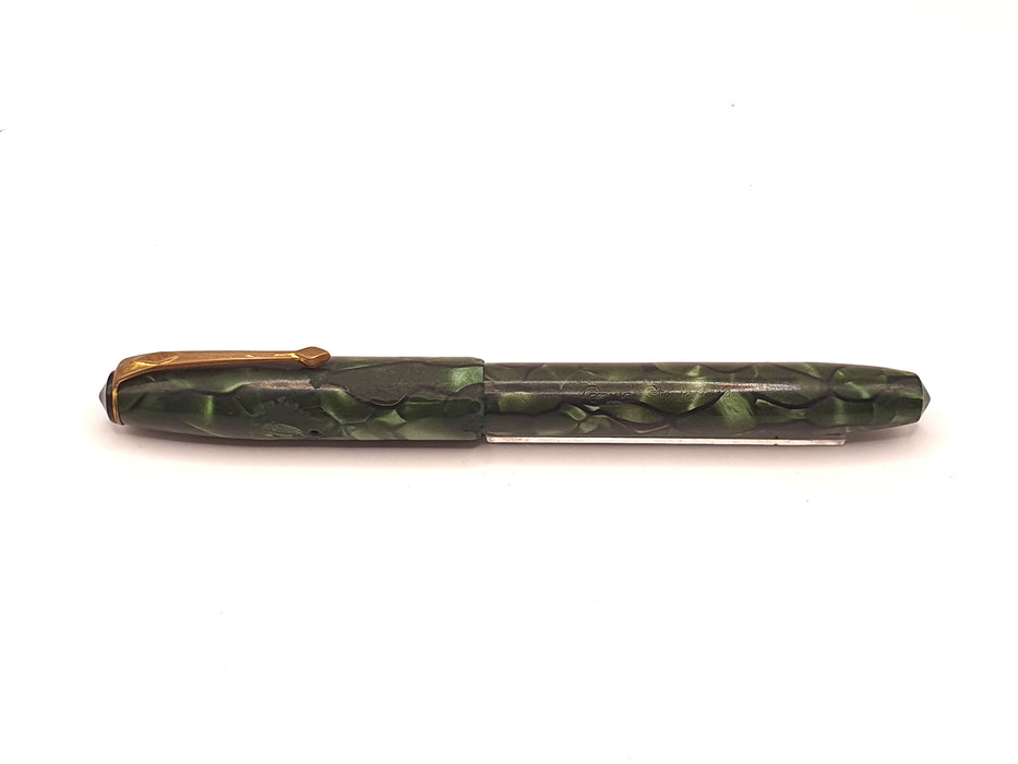 Vintage Conway Stewart 14 Green Marble with Gold Trim Fountain Pen (14ct F Nib)