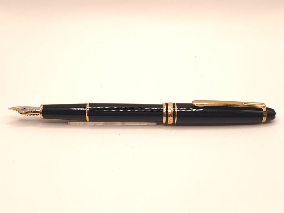 Vintage Montblanc 144 Black with Gold Trim Fountain Pen (14ct M Nib)