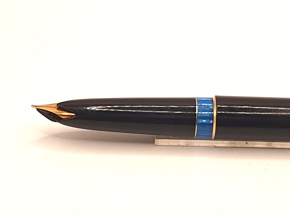 Vintage Montblanc No. 22 Black with Ink Window and Gold Trim Fountain Pen (14ct M Nib)