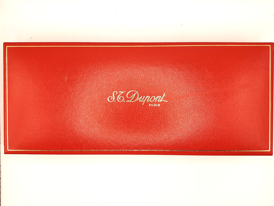 Vintage ST Dupont Les Montparnasse Laque De Chine Black with Gold Trim Fountain Pen (18k Medium Nib)