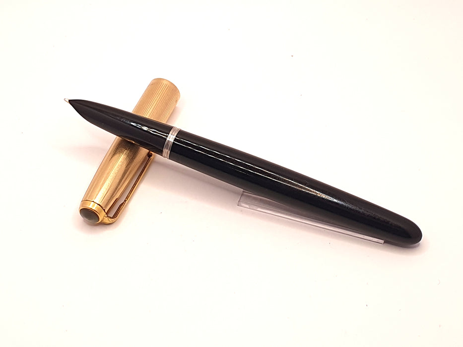 Vintage Parker 51 Mk II-B Black with Striated 1/10 12ct Rolled Gold Cap and Gold Trim Fountain Pen (14ct F Nib)
