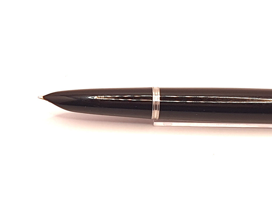 Vintage Parker 51 Mk II-B Black with Striated 1/10 12ct Rolled Gold Cap and Gold Trim Fountain Pen (14ct F Nib)