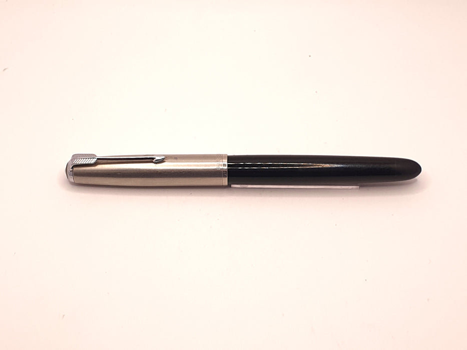 Vintage Parker 51 Mk II-B Black with Lustraloy Cap and Chrome Trim Fountain Pen (14ct M Nib)