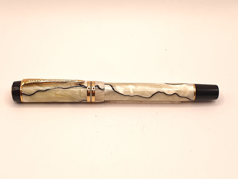 Parker Duofold International Pearl and Black with Gold Trim Fountain Pen (14ct OB Nib)