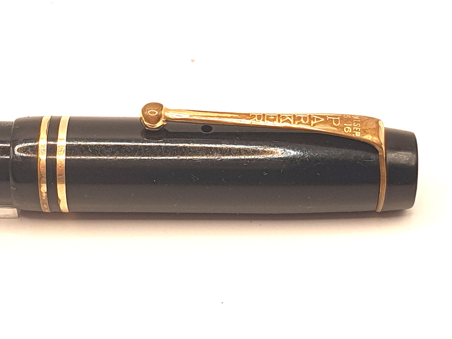 Vintage Parker Duofold Streamlined Junior Black with Gold Trim Fountain Pen (EF Nib)