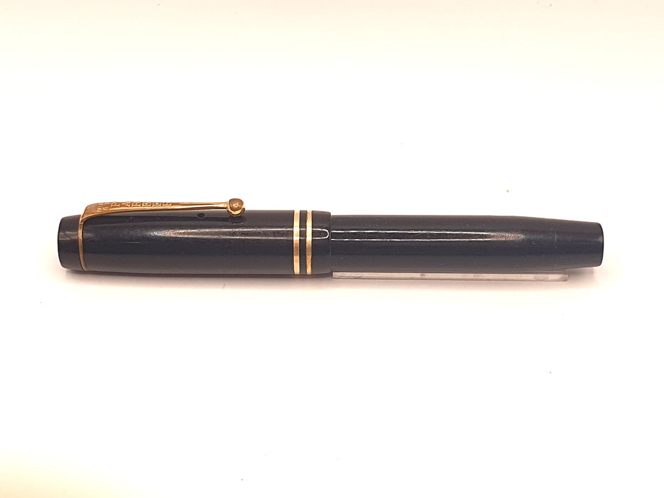 Vintage Parker Duofold Streamlined Junior Black with Gold Trim Fountain Pen (EF Nib)