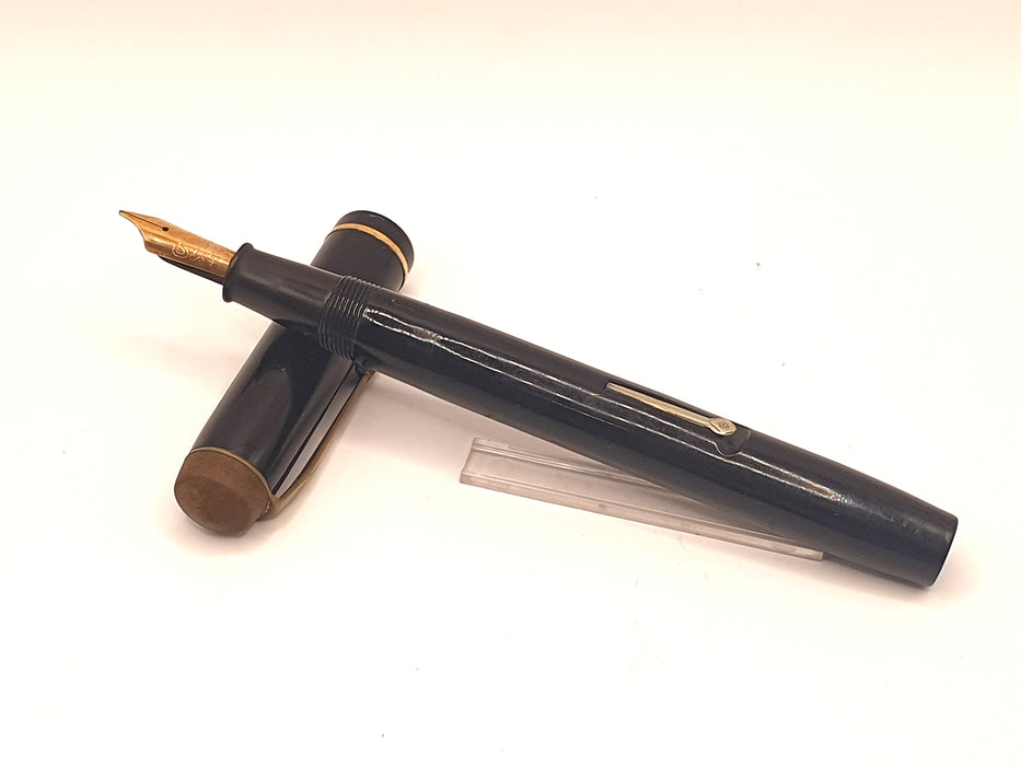 Vintage Conway Stewart No. 286 Black with Gold Trim Fountain Pen (14ct MO Nib)