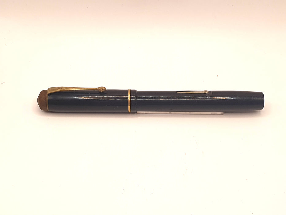 Vintage Conway Stewart No. 286 Black with Gold Trim Fountain Pen (14ct MO Nib)
