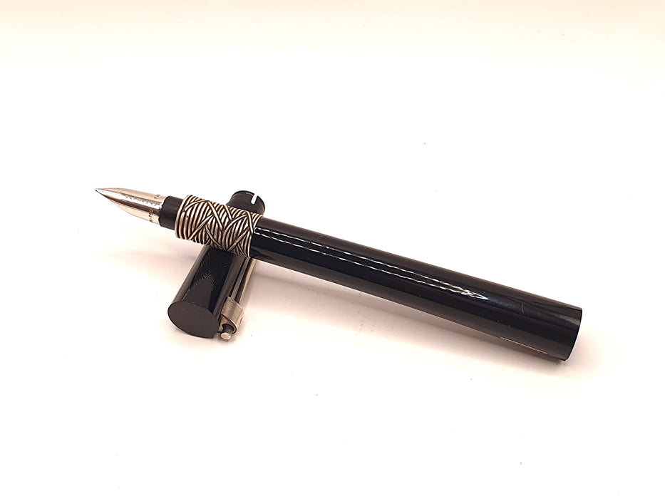 Vintage Waterman Sérénité Black with Sterling Silver Trim Fountain Pen (18ct M Nib)