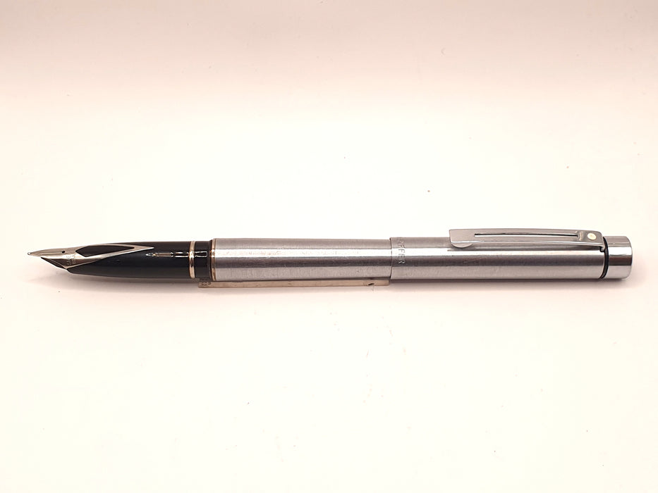 Vintage Sheaffer Targa 1001 Brushed Steel with Chrome Trim Fountain Pen (F Nib)