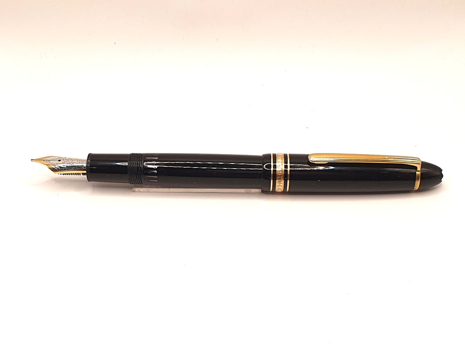 Vintage Montblanc 146 LeGrand Black with Yellow Gold Trim Fountain Pen (14ct F Nib)
