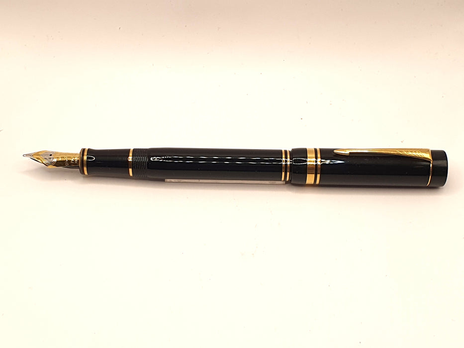 Parker Centennial Mk I Black with 23ct Gold-Plated Trim Fountain Pen (18ct M Ace Nib)