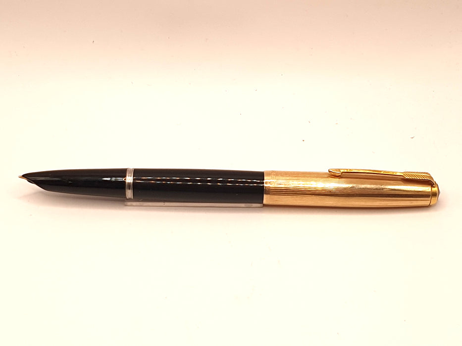 Vintage Parker 51 Mk II Black with Striated Gold Cap and Trim Fountain Pen (14ct M Nib)