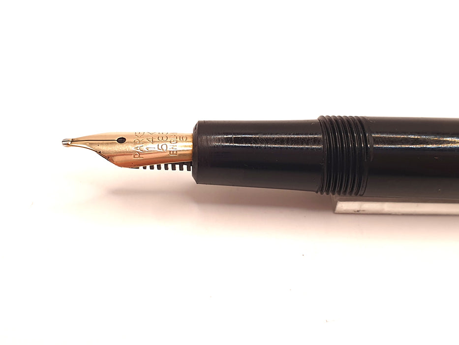 Vintage Parker Slimfold Black with Gold Trim Fountain Pen (14ct B Nib)