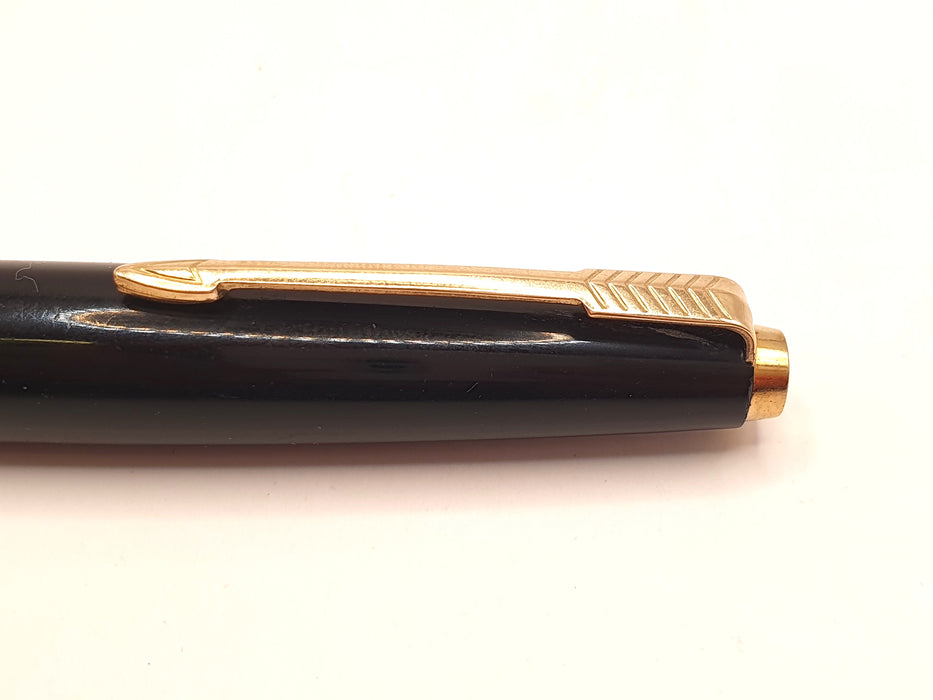Vintage Parker Slimfold Black with Gold Trim Fountain Pen (14ct B Nib)