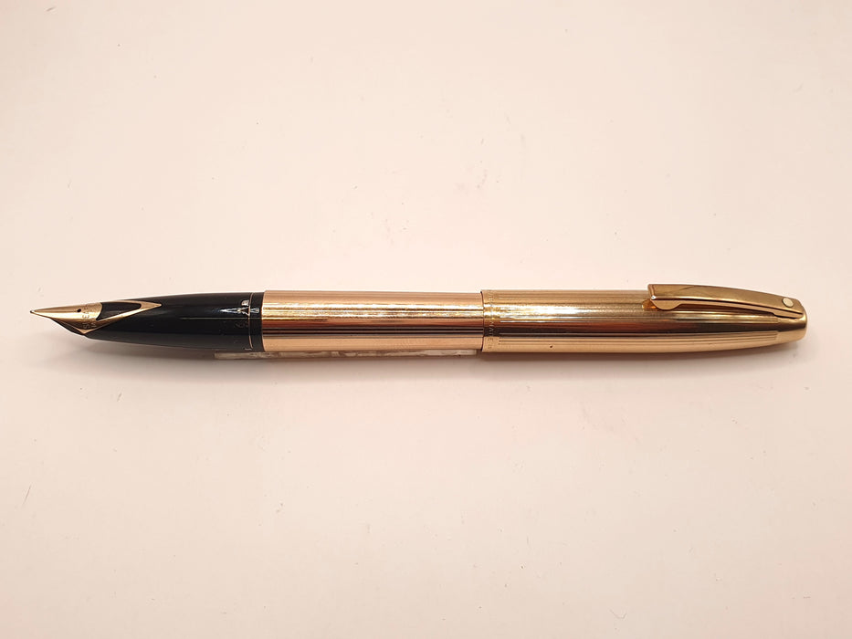 Vintage Sheaffer Imperial 727 Gold-Plated Lined Pattern Fountain Pen (14ct F Nib)