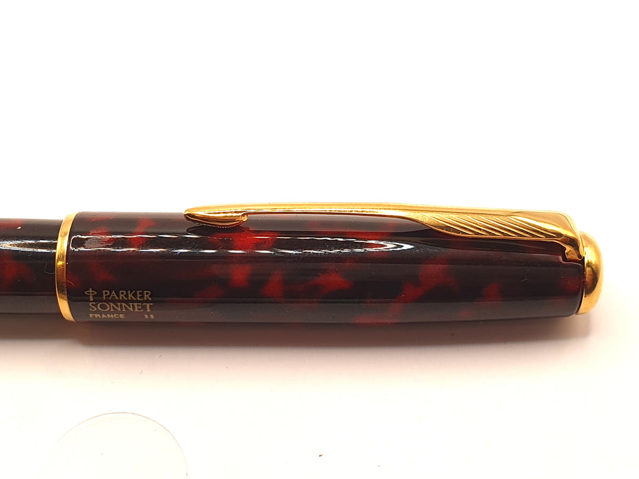 Vintage Parker Sonnet Firedance Red and Black Marble Laque with Gold Trim Fountain Pen (18ct M Nib)