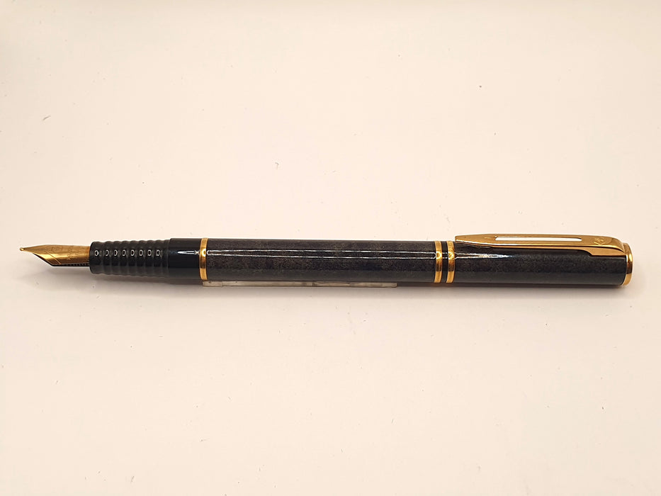Vintage Waterman Laureat Green Marble with Gold Trim Fountain Pen (GP M Nib)