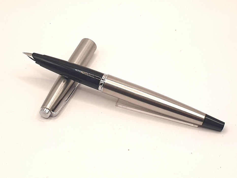 Vintage Parker 45 Flighter Stainless Steel with Chrome Trim Fountain Pen (F Nib)