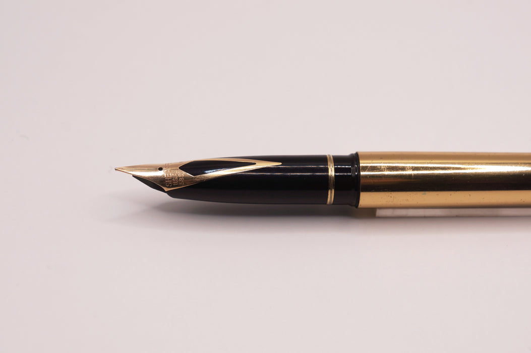 Vintage Sheaffer Targa Standard 1020 Imperial Brass with Gold Trim Fountain Pen (14ct M Nib)