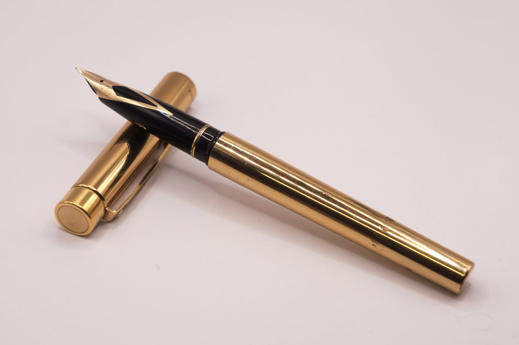 Vintage Sheaffer Targa Standard 1020 Imperial Brass with Gold Trim Fountain Pen (14ct M Nib)