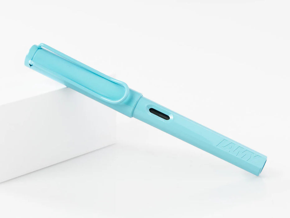 Lamy Safari Fountain Pen Special Edition 2023: Aqua Sky