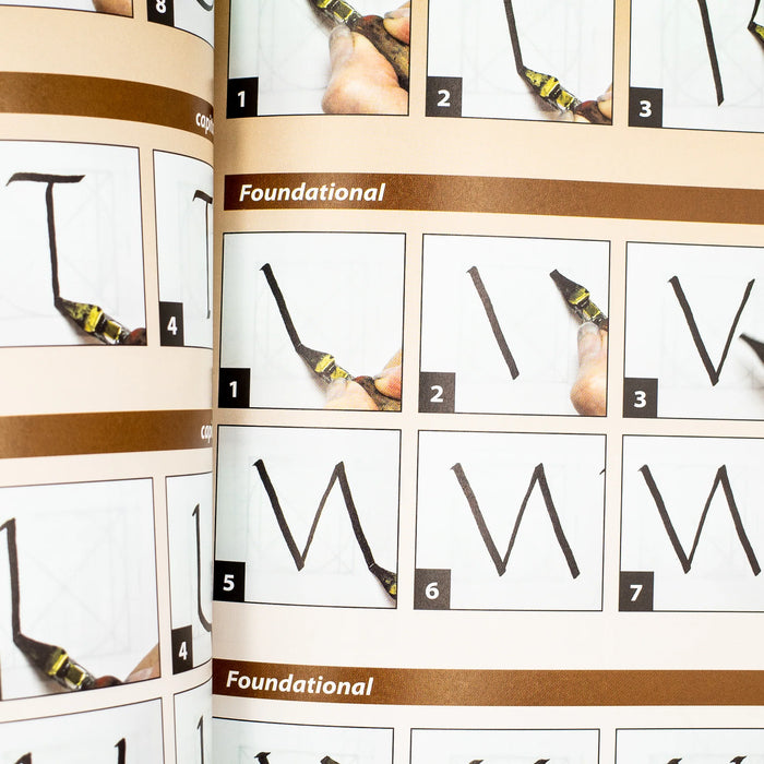 Calligraphy Workbook for Beginners - Maureen Peters