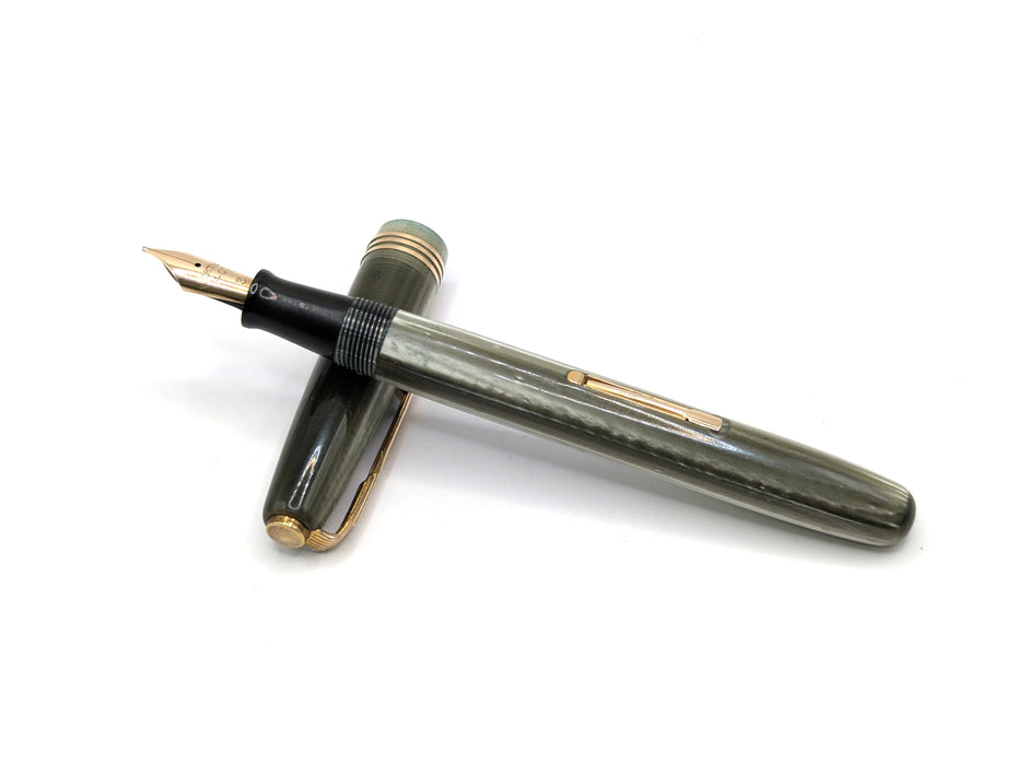 Vintage Waterman's 513 Striated Green Marble with Gold Trim Fountain Pen (14ct M Nib)