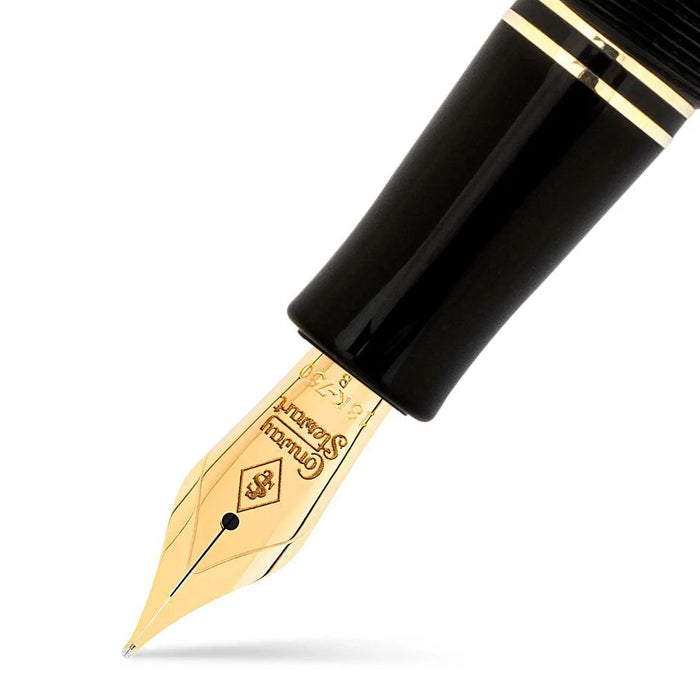 Conway Stewart Churchill Classic Black Fountain Pen