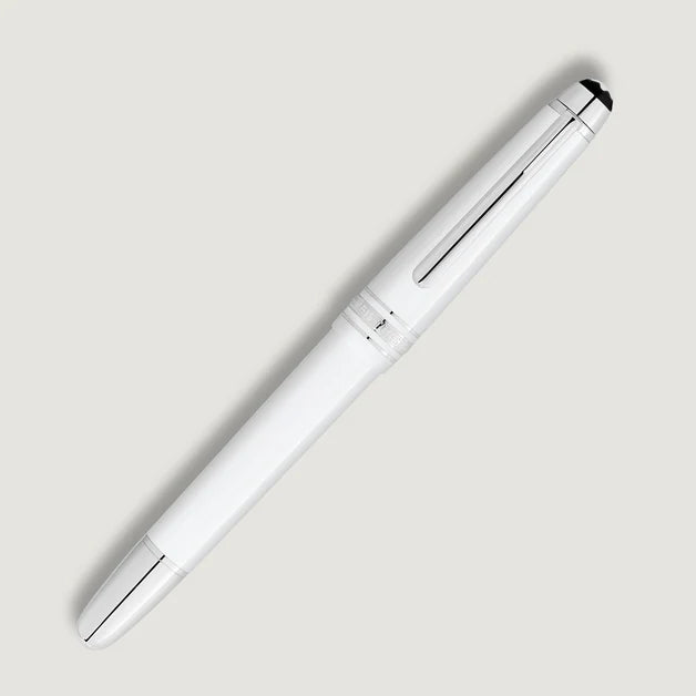 Montblanc Meisterstück Classique White Fountain Pen